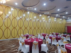 partisi ruangan populer sebagai solusi fleksibel dalam desain interior